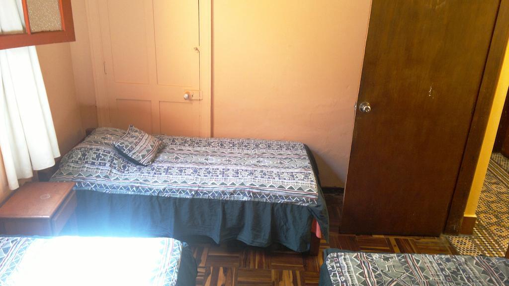 Friends House Bed & Breakfast Lima Oda fotoğraf